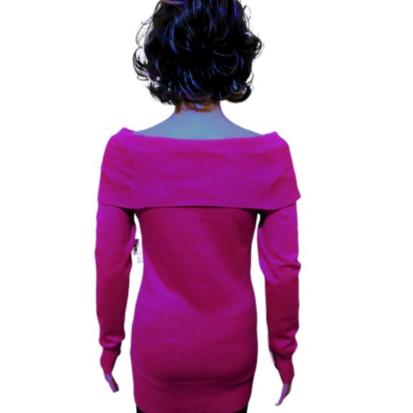 No Boundaries Fuchsia On/OFF Shoulder Button Detail Sweater Size M (7-9) NWT - Picture 2 of 7